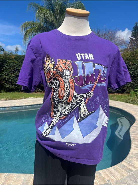 Vintage Other - Utah Jazz Purple Graphic Tee - Vintage NBA 1979 small for men /Medium for women